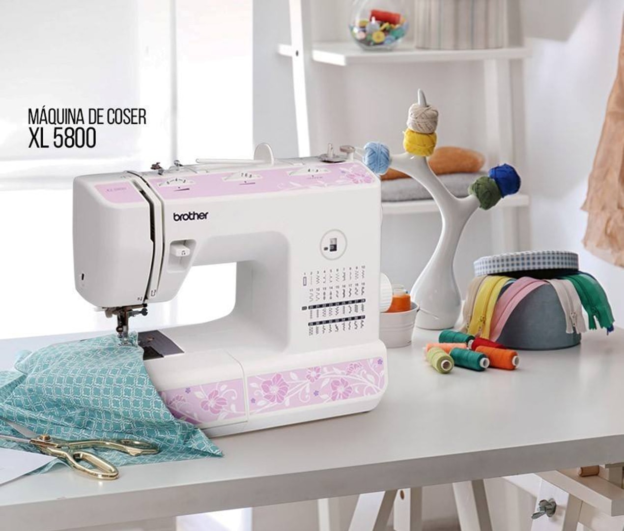 La maquina de coser Premier que tiene Deco hogar cuenta con 20 Patrones de  Costura Incorporados, con Marco de Metal Interior, Doble Hilo…